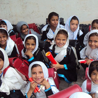 アフガニスタンの子どもたちに届けられたランドセル