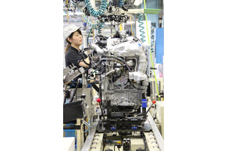 【工場見学2015】車の「心臓」はどう作られているの？ 日産横浜工場 画像
