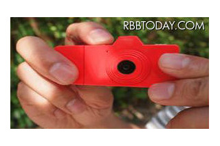 写真も動画も楽しめる1台3役2,980円のトイデジカメ 画像