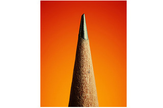 世界的アーティストが使用した“鉛筆”の写真展…売上の一部を寄附 画像