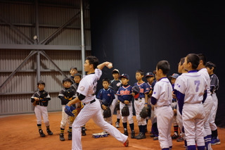 マリーンズ現役選手による野球教室12/4、サイン会・記念撮影も 画像