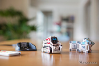 タカラトミー、やんちゃな小型AIロボット「COZMO（コズモ）」発売 画像