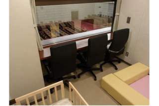 埼玉県議会、子供と利用できる「親子傍聴室」新設 画像