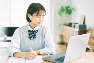 通信制高校の認知度、学費支援制度の理解不足が浮き彫りに 画像