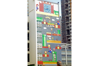 小学校の壁面にスーパーマリオ、中国深セン市 画像