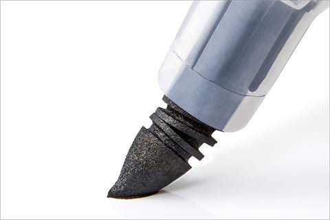 トメ・ハネ・ハライもしっかり、ぺんてる新ホワイトボードマーカー 画像