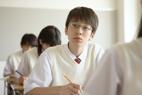 成長にあわせてフレーム交換、メガネスーパーのJr.保証プラン 画像