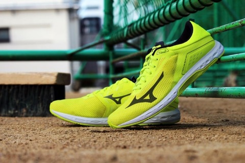ミズノ、部活生向けのランニングシューズ「WAVE SONIC」3/20発売 画像