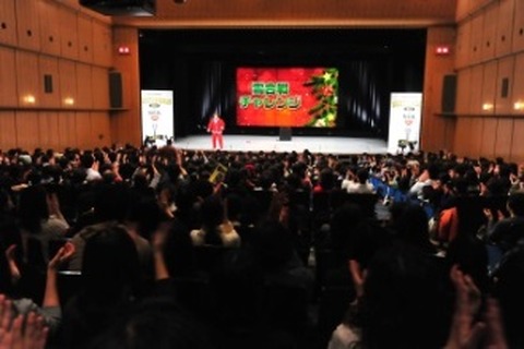 近大・吉本興業ら、「笑い」の医学的検証研究開始 画像