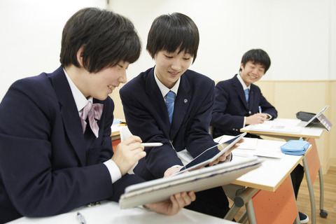 クラーク記念国際高校、電子図書館サービスを開始 画像