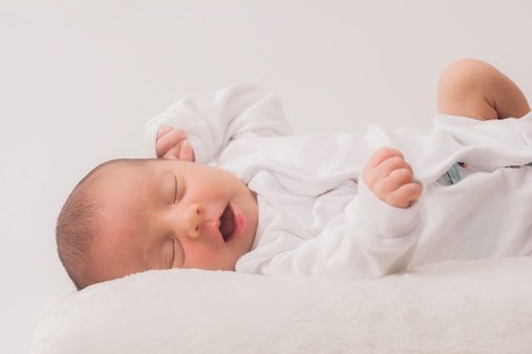 予防接種や乳幼児健診、遅らせず受けて…厚労省 画像