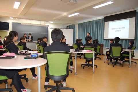 iPadを取り入れ能動的な協同学習を実践…西武台新座中SACLA 画像