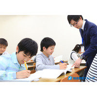 成学社、無料で「夏休みの宿題」サポート…各自持ち込む勉強会 画像