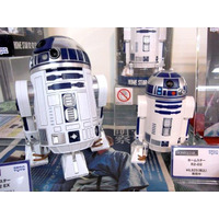 【おもちゃ見本市】セガトイズの家庭用プラネタリウムにR2-D2高性能バージョン 画像