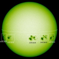 太陽の巨大黒点、10月26日時点で地球約66個分…約24年ぶりの大きさ 画像