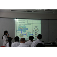 先端科学を英語で学ぶ、広尾学園中 サイエンスイマージョンプログラム 画像