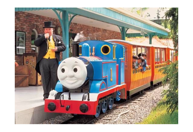 富士急ハイランド きかんしゃトーマス ディーゼル10の逆襲 3 17より 2枚目の写真 画像 リセマム 富士急ハイランド きかんしゃトーマス ディーゼル10の逆襲 3 17より 2枚目の写真 画像 リセマム