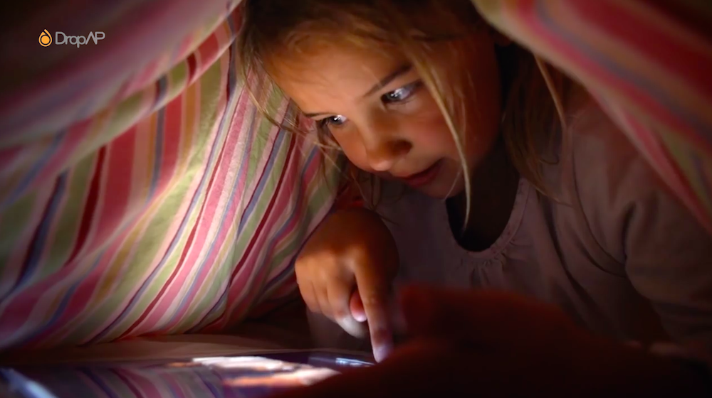 子どものネット利用を安全に、親子のための無線LANルーター
