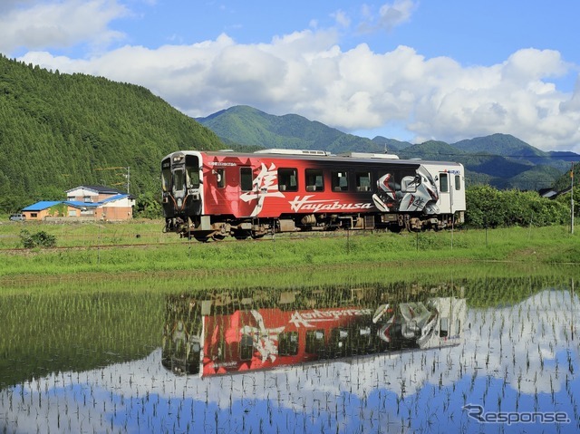 京都鉄博「隼ラッピング列車」特別展示7/1-18 | リセマム