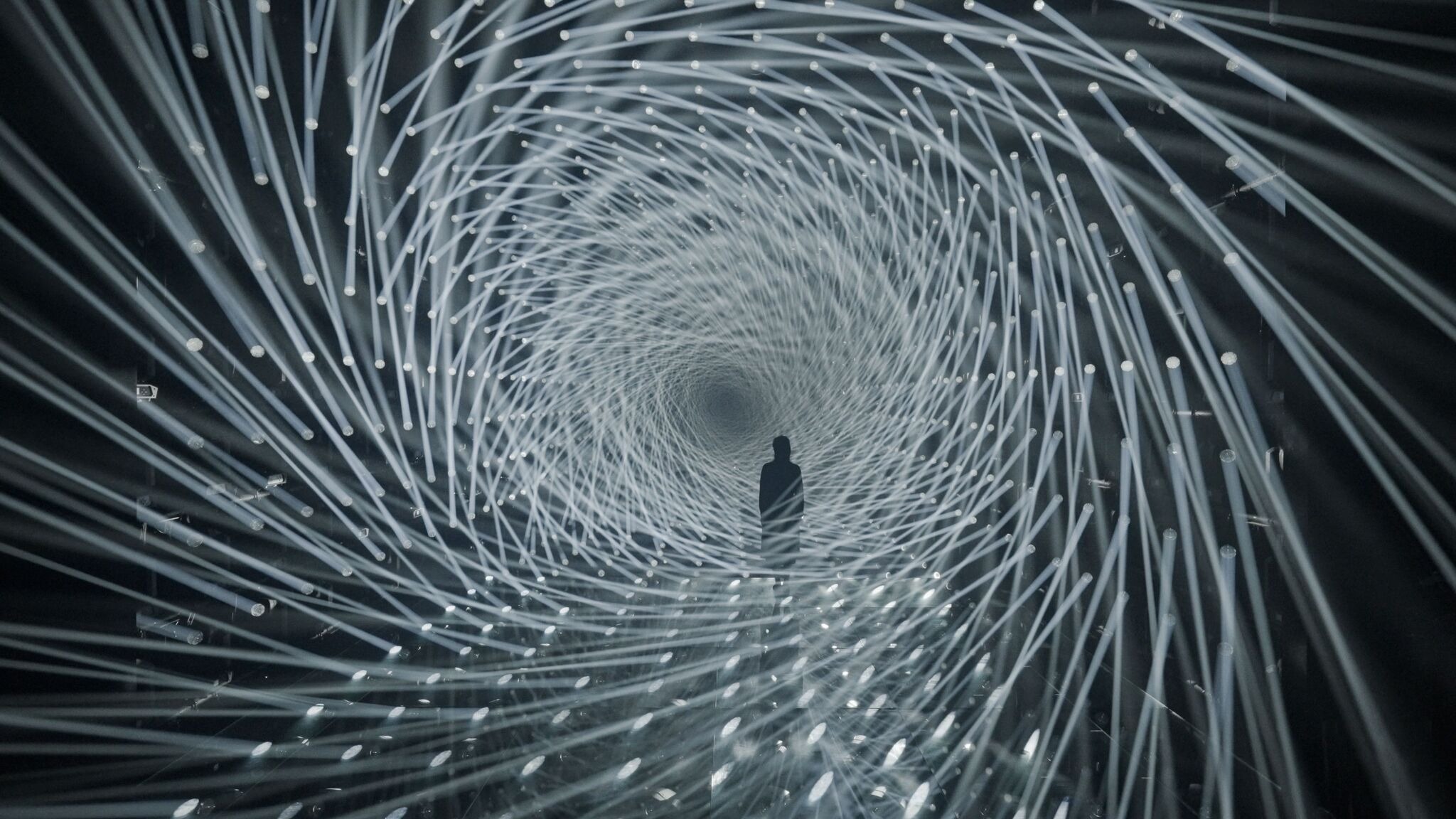 地図のない空間でアート作品を体感、子供の新たな一面を発見 …エプソン