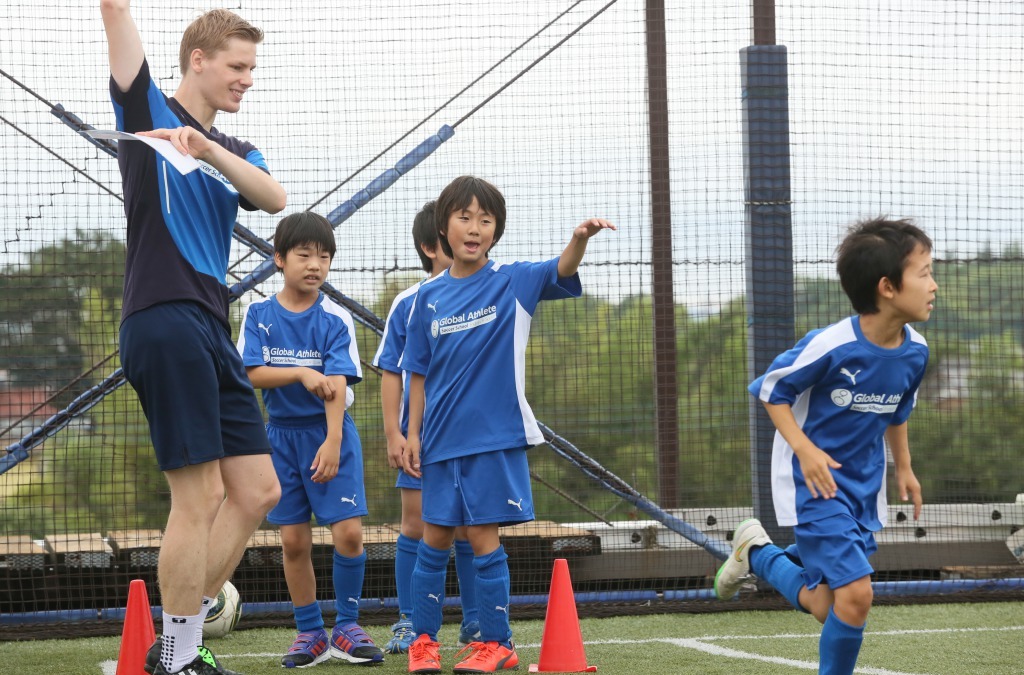 英語も学べるサッカー教室が横浜に新規開校 無料体験会4 24 リセマム