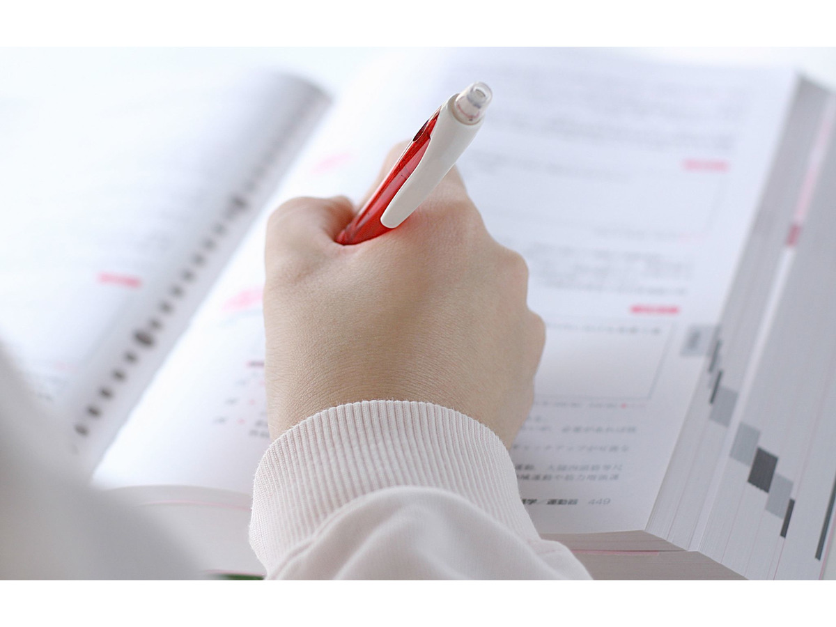 H29年公認会計士の大学別合格者数 慶應が43年連続1位 リセマム