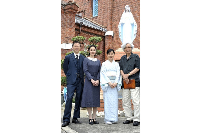 終戦・長崎被ばく70年、母子の物語…映画「母と暮せば」12月公開 画像