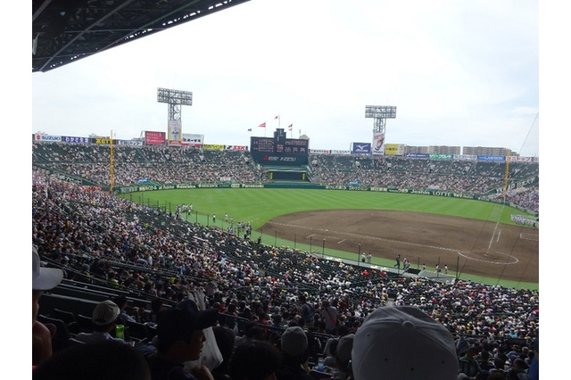 【高校野球2015夏】東海大相模がベスト4、花咲徳栄をサヨナラで下す 画像