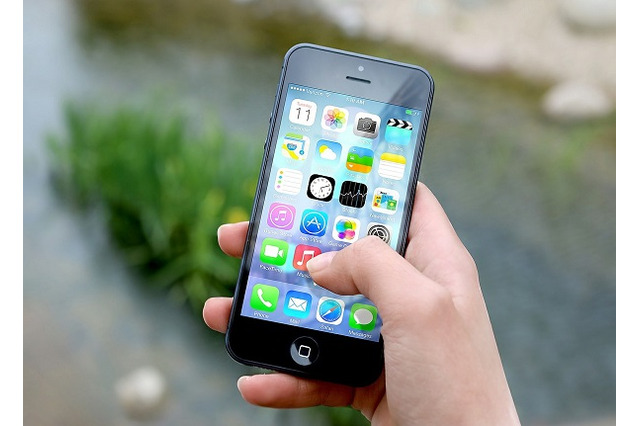 高校生600人に聞く、携帯料金は高いと思う？…不満ぽつぽつ 画像