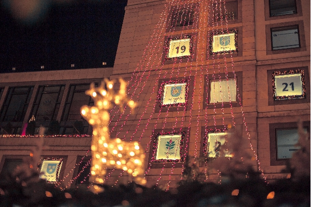 クリスマスまであと何日？ アドベントカレンダーで親子一緒にカウントダウン 画像