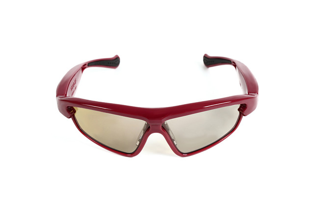 ジュニア向けの動体視力トレーニングメガネ登場 画像