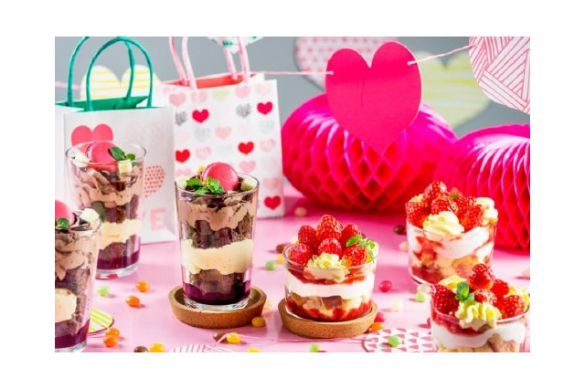 IKEA「ワンコインスイーツ」期間限定パフェ…容器は持ち帰り 画像