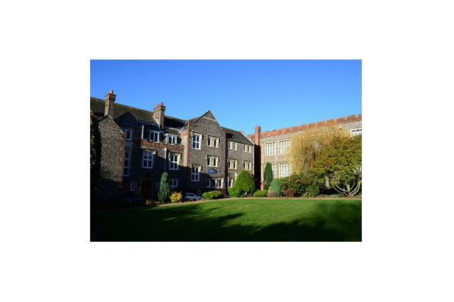 三井物産、英国インターナショナルスクール事業に資本参画 画像