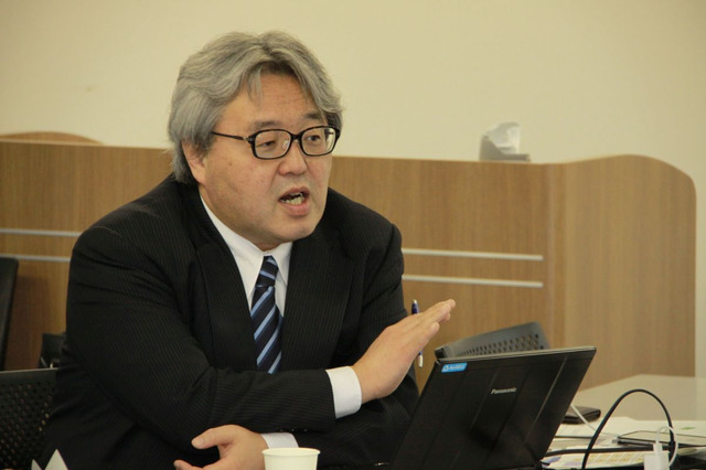 「誰もが使えるツールを」堀田龍也教授ら黒板投影型ICT活用プロジェクト始動 画像