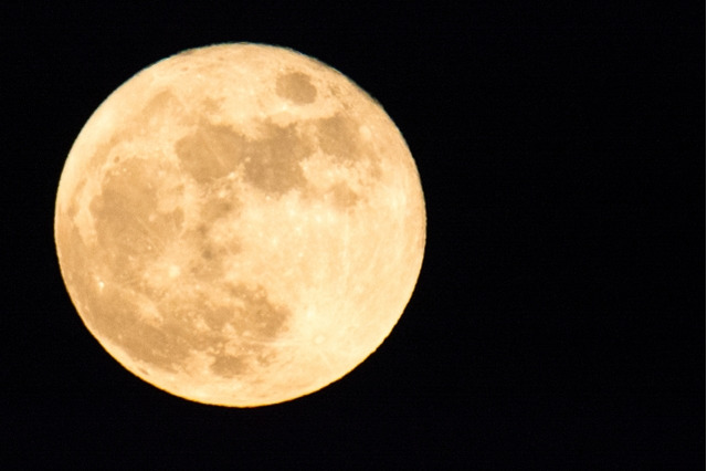 話題の「ピンクムーン」、その由来は？ 4/22夜11時に「4月こと座流星群」と共演 画像