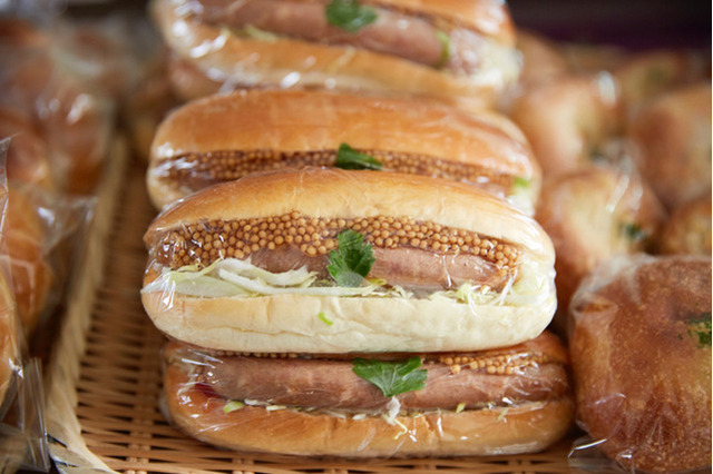 懐かしいパンたちが青山に集結、コッペパン「購買部」もオープン 画像