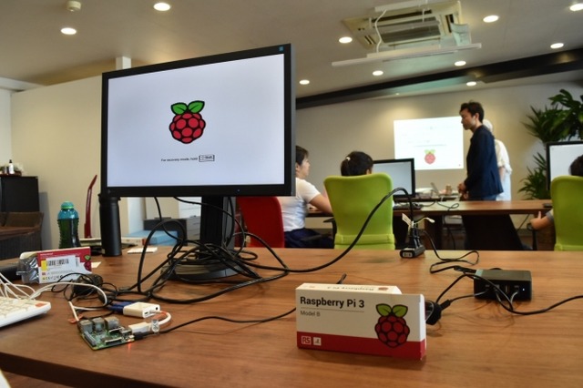 超小型PCラズベリーパイを使った電子工作室、福岡12/4 画像