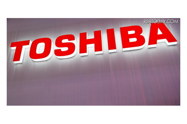 東芝ノートPC、パナソニック製バッテリーに発火の恐れ 画像