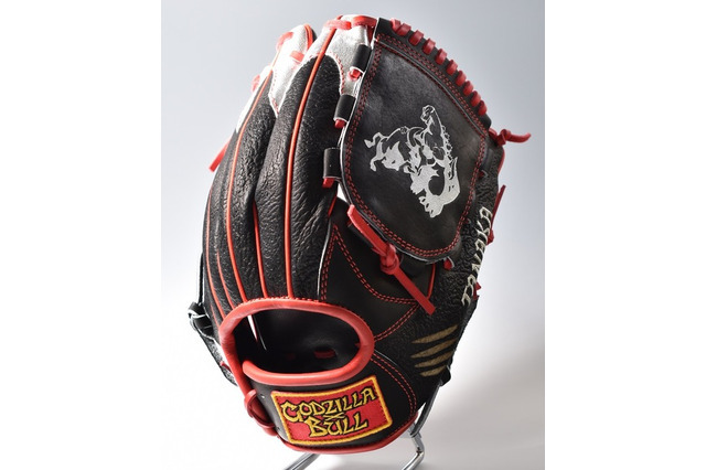 ゴジラの皮膚追求、革製の軟式野球用グローブ受注開始 画像