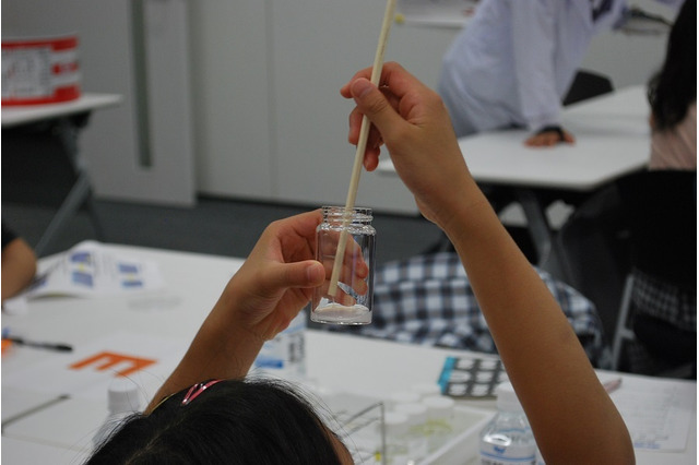 【夏休み2017】サケについて親子で学ぶ、マルハニチロ理科実験授業7/21 画像