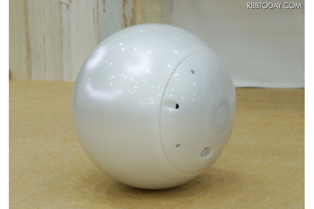 パナソニック、子どもと一緒に遊ぶロボット「ココット」お披露目 画像