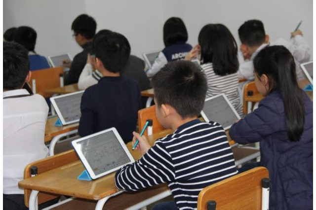 NTT、ベトナムで教育ICTソリューショントライアル 画像
