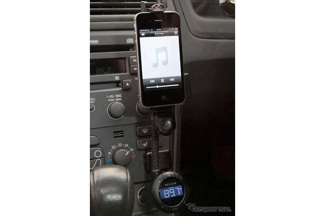 ソフトバンク、スマホを快適にする車載アイテム3種発売  画像