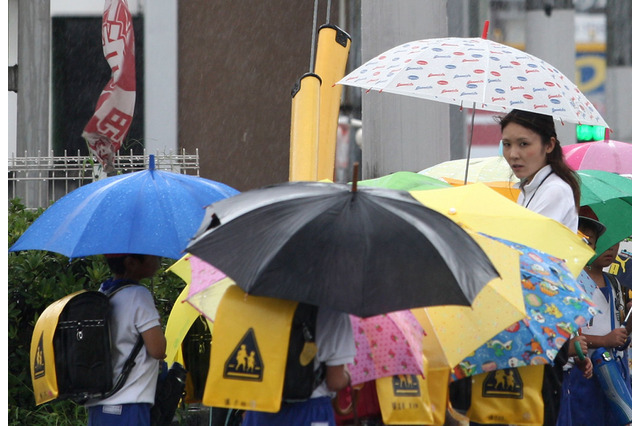 近畿・東海・関東甲信で梅雨入り、6/10・11に大雨おそれ 画像
