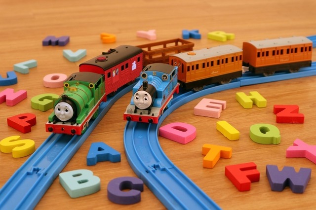 英語が学べるプラレール初登場「おしゃべりトーマスえいごプラス」 画像