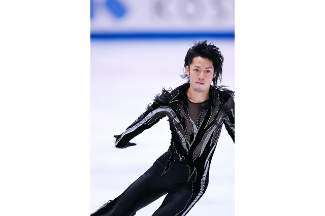 高橋大輔の20年間を写真で振り返る「フィギュアスケート Life Extra」 画像