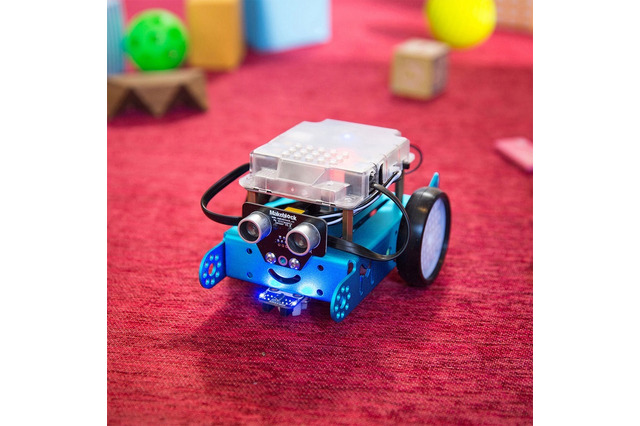 初めてのプログラミング学習に最適、ロボット組立てキット発売 画像