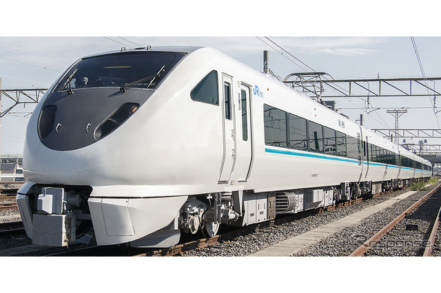 JR西日本、定期券と併用できる特急券を発売…分散乗車を図る 画像