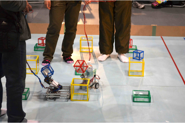 子どもたちがソーラーカー作りやロボコンに挑戦…Tokyoふしぎ祭エンス2012 画像