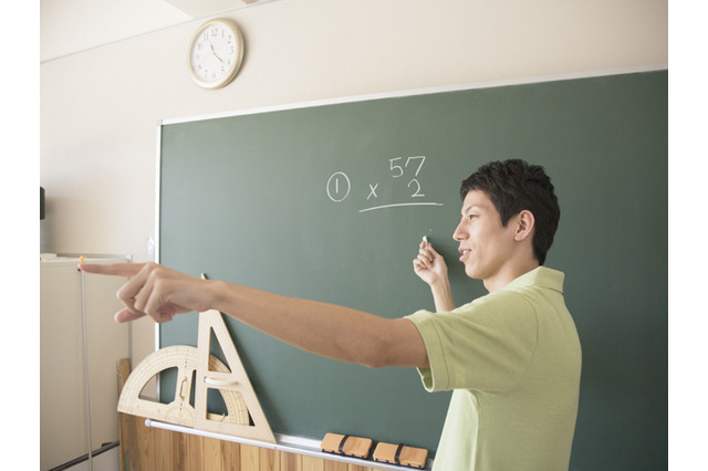 【クレーム対応Q&A】細かい指導に抵抗感…筆算で定規使用 画像